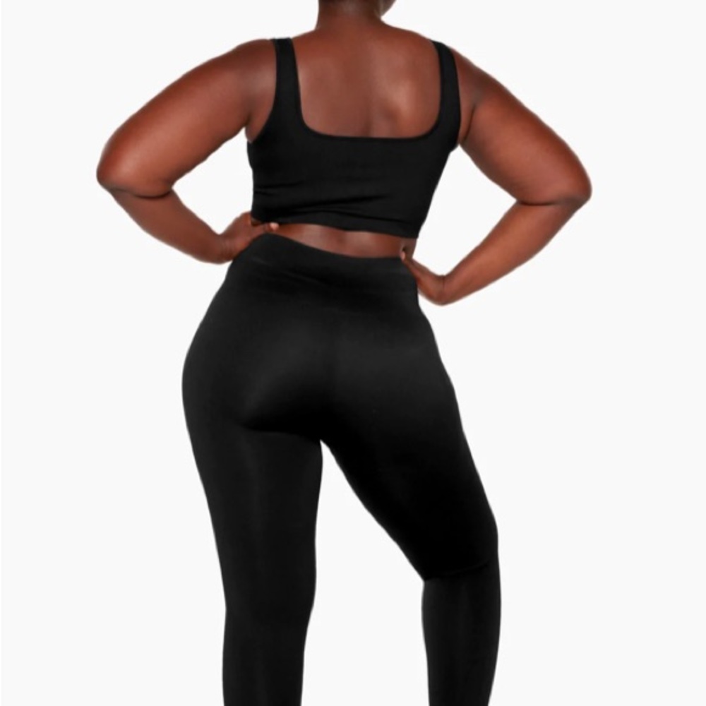 SET ACTIVE BLACK LEGGINGS